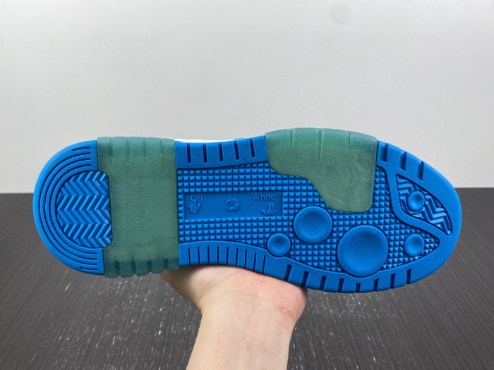OFW SNEAKER