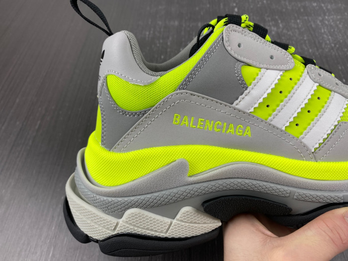 BLCG Sneaker Triple.s.Gomma green 712821 W2ZB5 7512