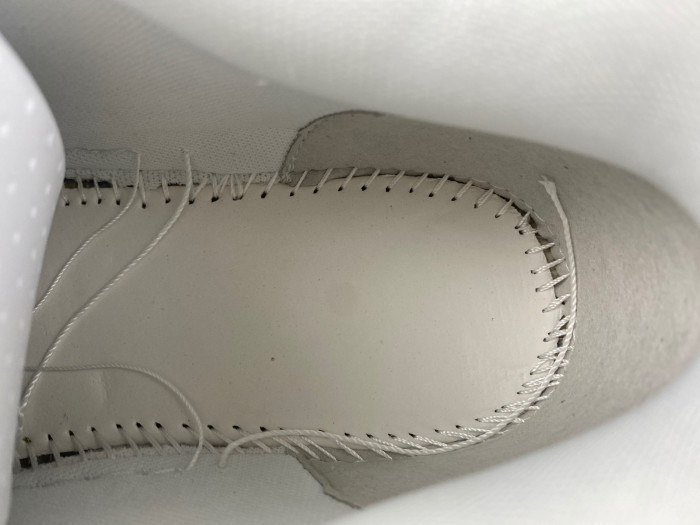 OFW SNEAKER