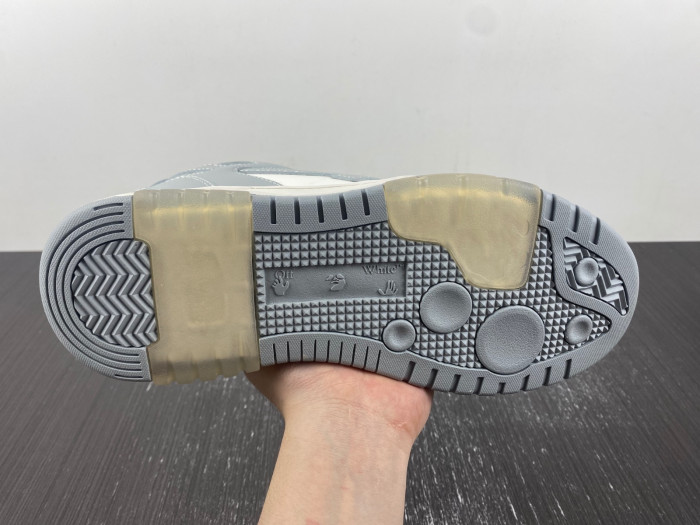 OFW SNEAKER