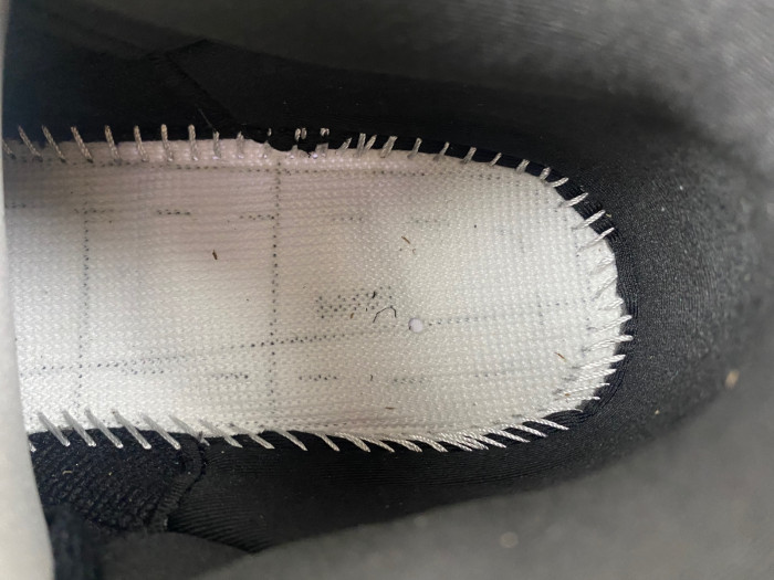 Air Jordan 3 Retro Cyber Monday (2016) 136064-020