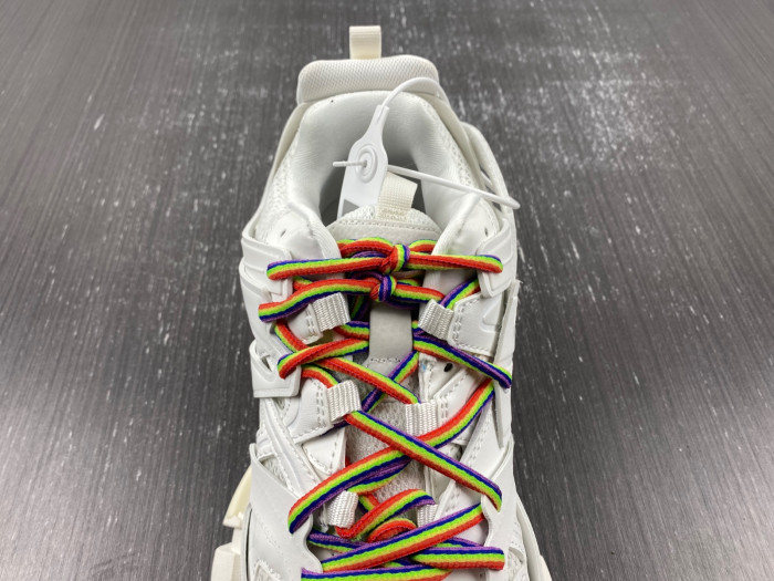BLCG Track Trainer White 542023 W3RM1 9081