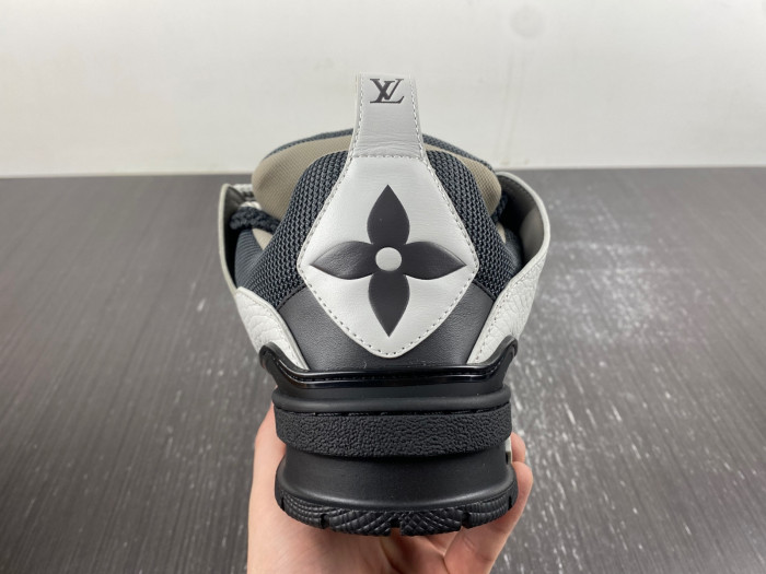 Lou1su1tt Skate Sneaker