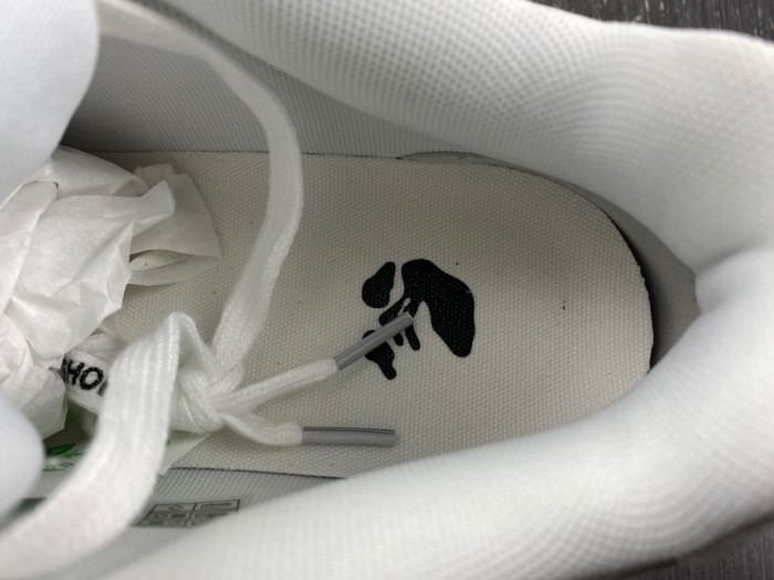 OFW SNEAKER