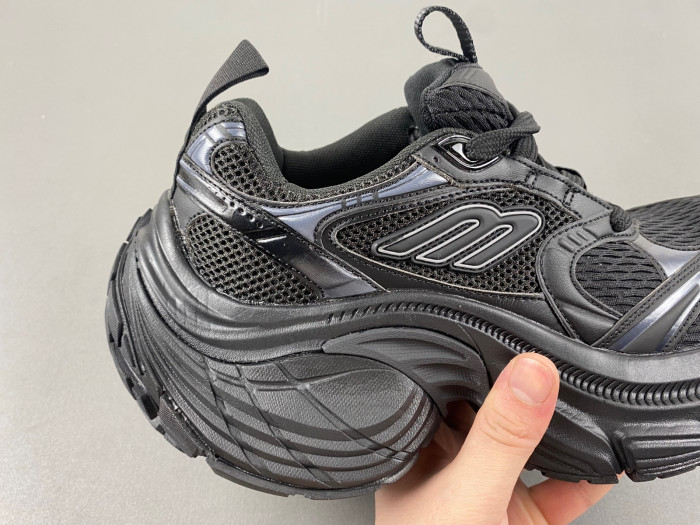 BLCG 911 SNEAKER 784342 W2MVZ 1010
