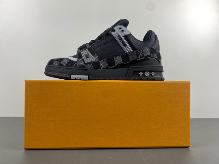 Lou1su1tt Skate Sneaker