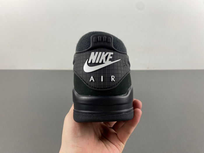 Air Jordan 4 RM "Black Cat" FQ7939-004