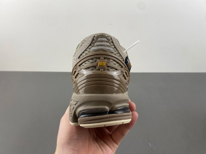 N3w Balance 1906R Cordura Olive Tan U1906ROB