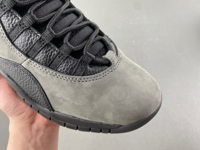 Air Jordan 10 Retro Shadow (2025) HJ6779-001
