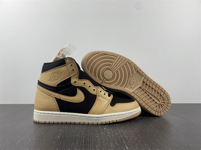 Air Jordan 1 Retro High OG Heirloom 555088-202