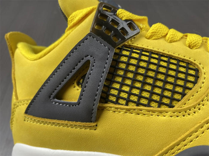 Air Jordan 4 Retro Lightning (2021) CT8527-700