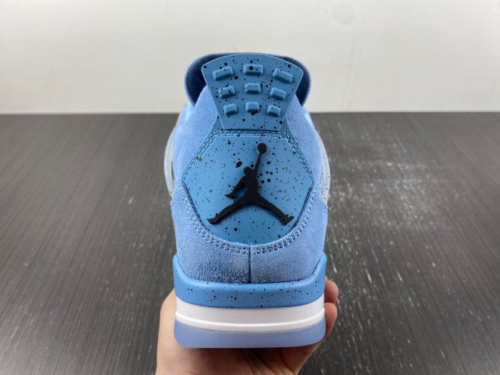 Air Jordan 4 Retro Winterized Loyal Blue AJ4-1032070