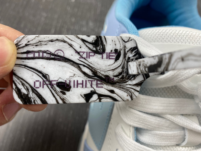 OFW SNEAKER