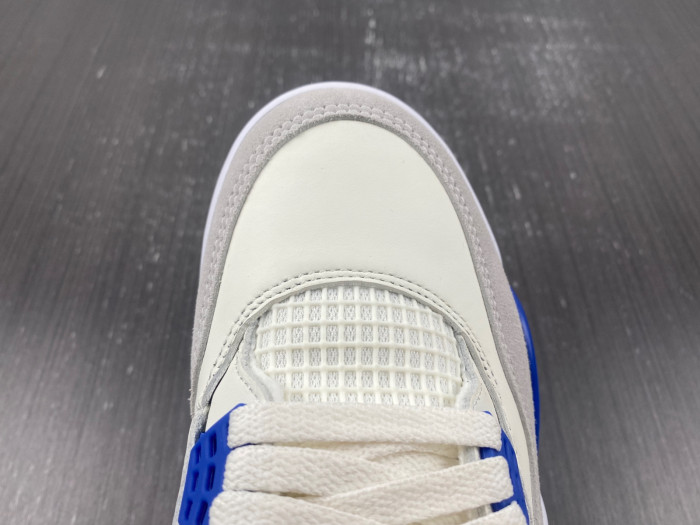 Nike SB x Air Jordan 4 White and Blue DR5415-104