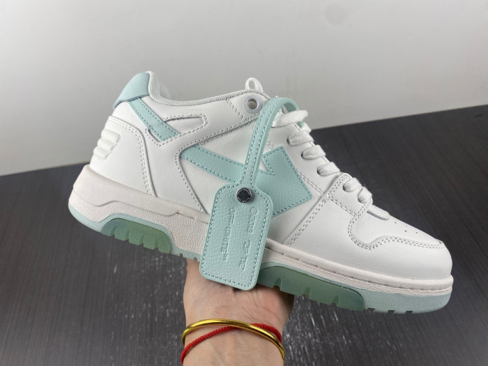 OFW SNEAKER