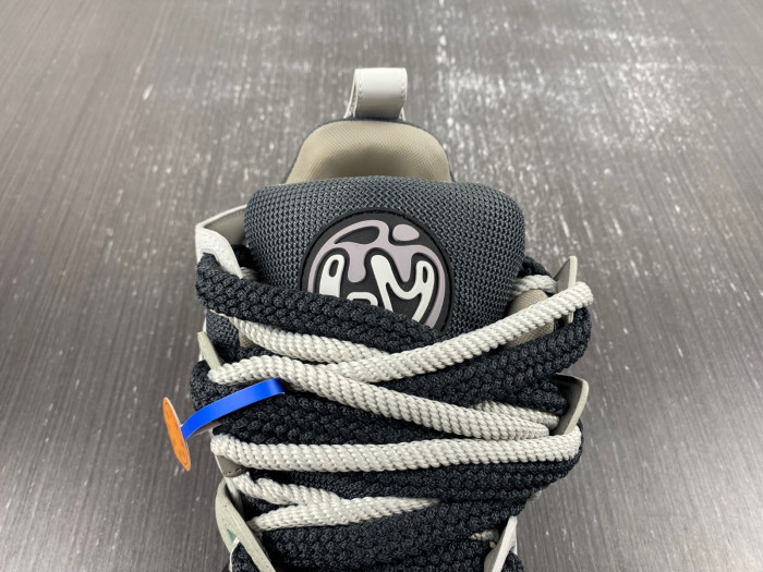 Lou1su1tt Skate Sneaker