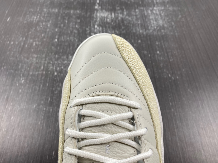 AIR Jordan 12 Retro OVO White 873864-102