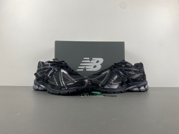 N3W BLANCE 1906A Black M1906AF