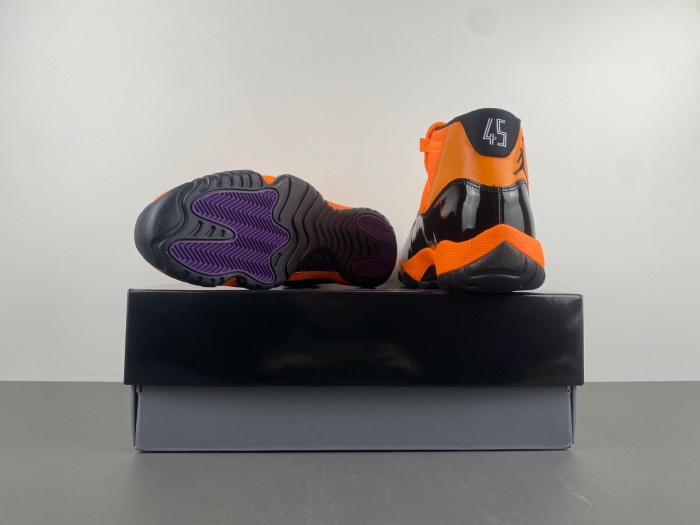 Air Jordan 11 Retro "Black Orange" CT8012-800