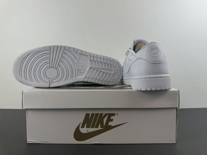 Air Jordan 1 Retro Low OG SP Travis Scott Michael Rubin White Party (Friends and Family) TD1228-111