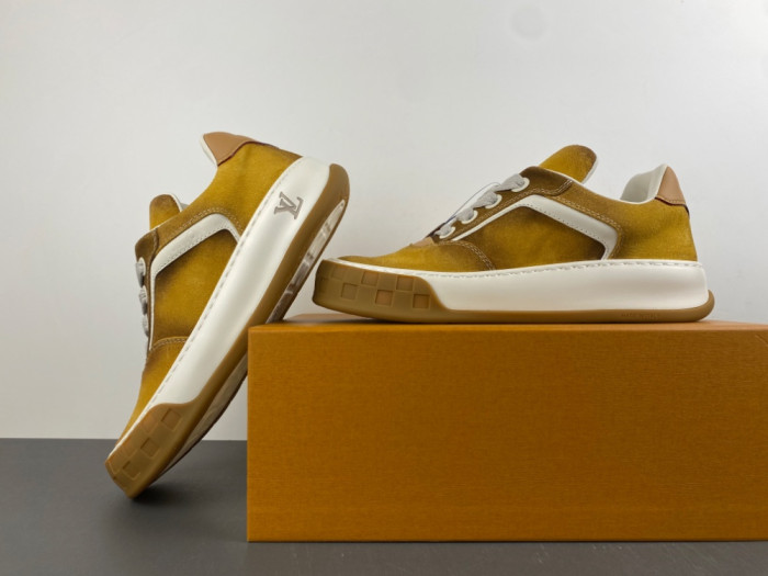Lou1su1tt Tilted Sneaker