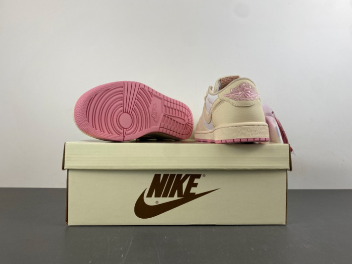 Air Jordan 1 Retro Low OG SP Travis Scott Shy Pink IQ7604-100