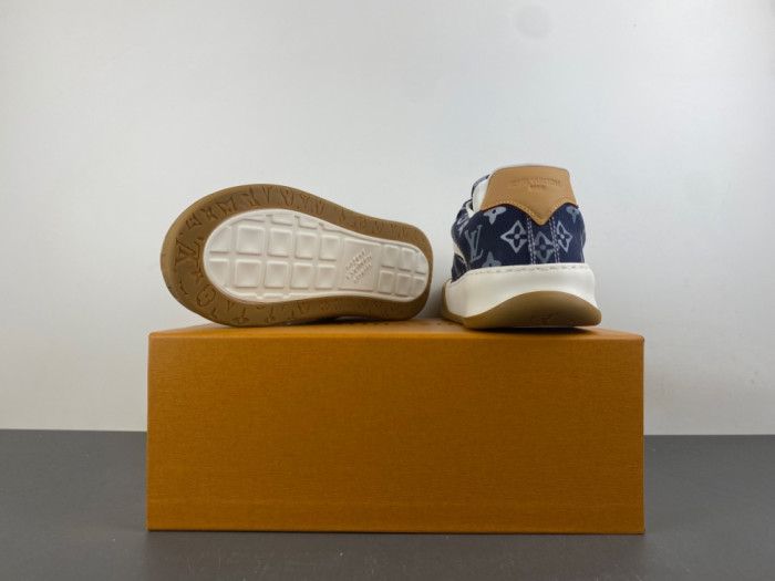 Lou1su1tt Tilted Sneaker