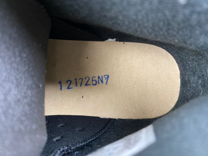 Air Jordan 6 Retro Cap and Gown IR2266-010