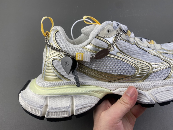 BLCG 3XL SNEAKER 734734 W3XCN 9711