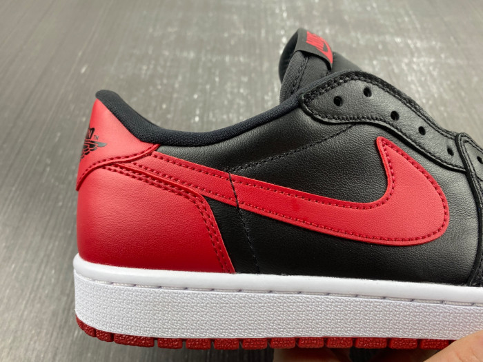 Air Jordan 1 Retro Low Bred (2015) 705329-001