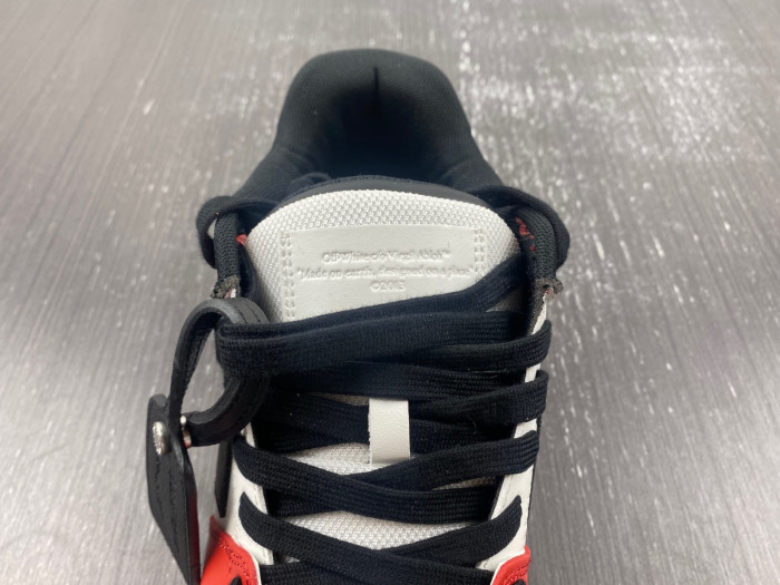 OFW SNEAKER