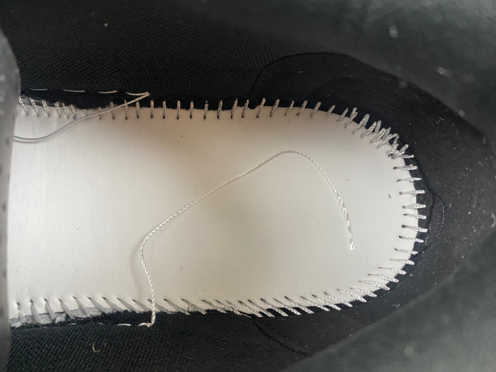 OFW SNEAKER