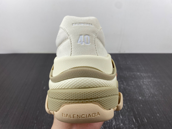 BLCG Sneaker Triple.s.Gomma white 710156 W3CU2 9798