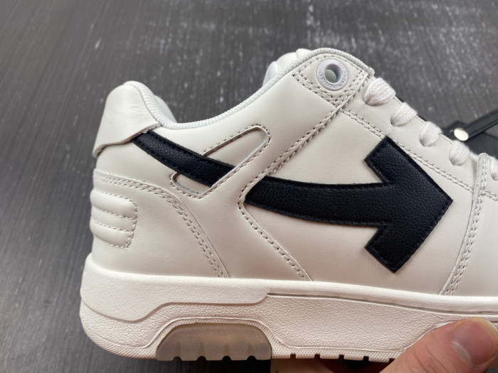 OFW SNEAKER