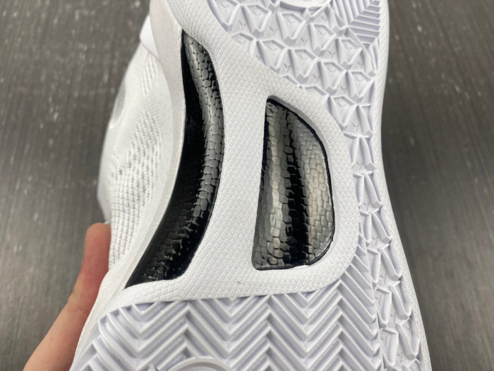 Nike Kobe 8 Protro Halo FJ9364-100