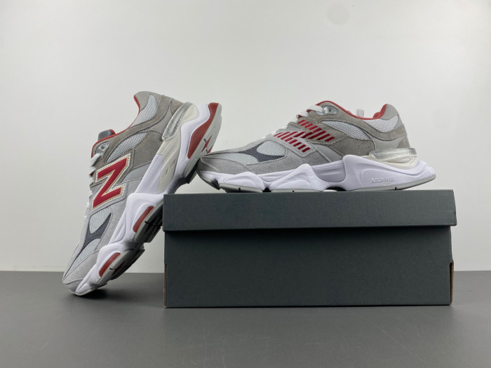 N3W BLANCE 9060 Boston College U9060EGL