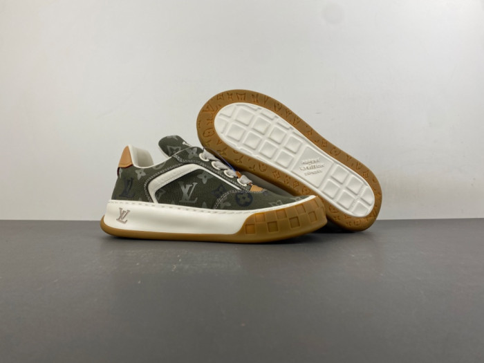 Lou1su1tt Tilted Sneaker