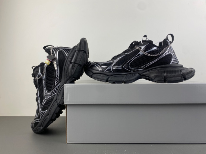 BLCG 3XL SNEAKER 734734 W3XCN 1000