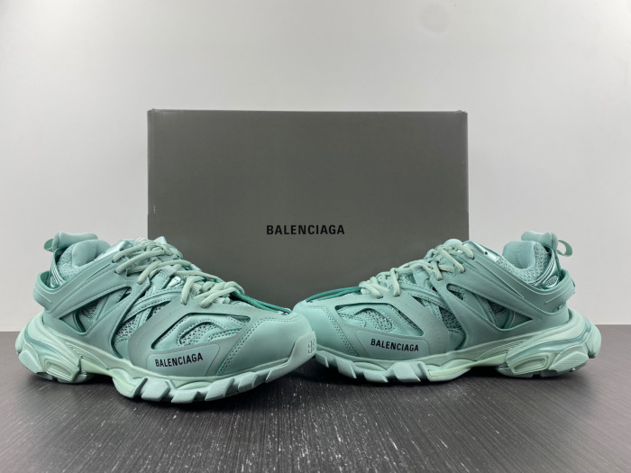 BLCG Track Trainer ice blue 542023 W2LA2 4010