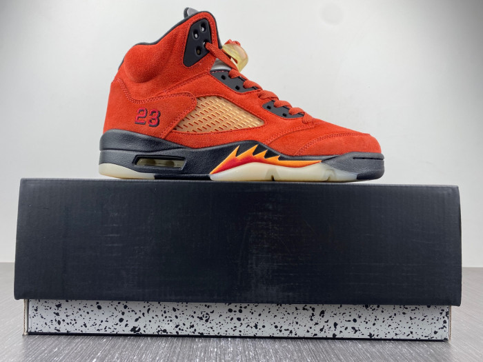 Air Jordan 5 Retro Dunk on Mars DD9336-800