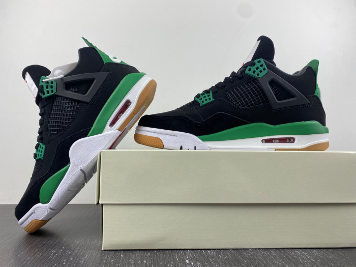 Nike SB x Air Jordan 4 Black and Green DR5415-030