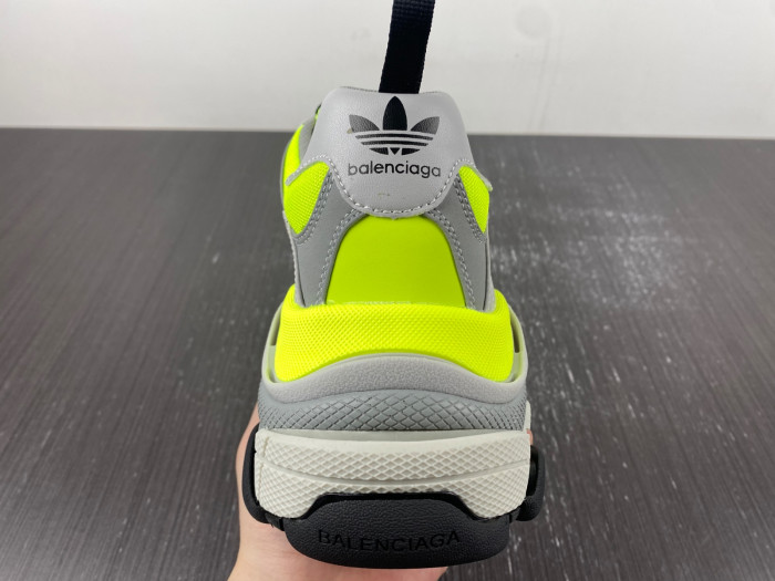 BLCG Sneaker Triple.s.Gomma green 712821 W2ZB5 7512