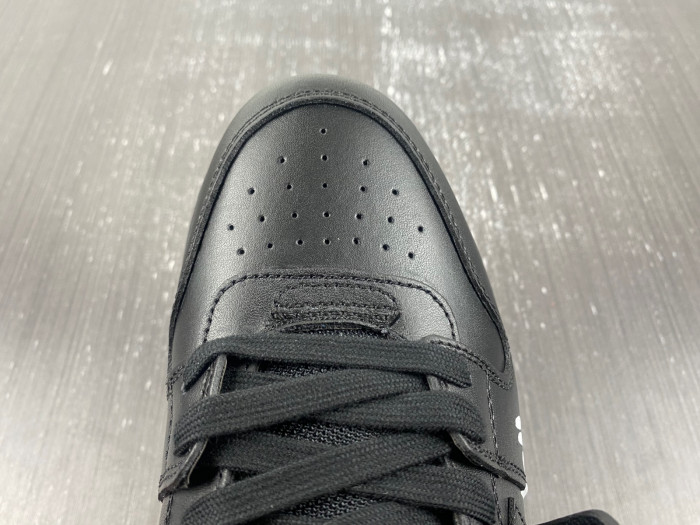 OFW SNEAKER