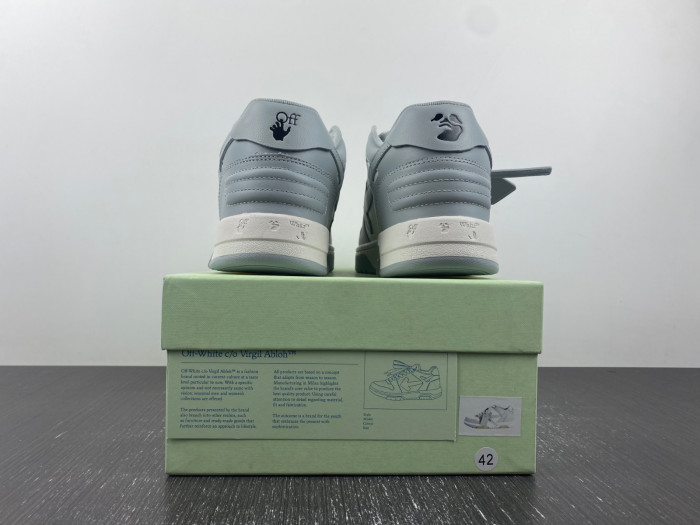 OFW SNEAKER