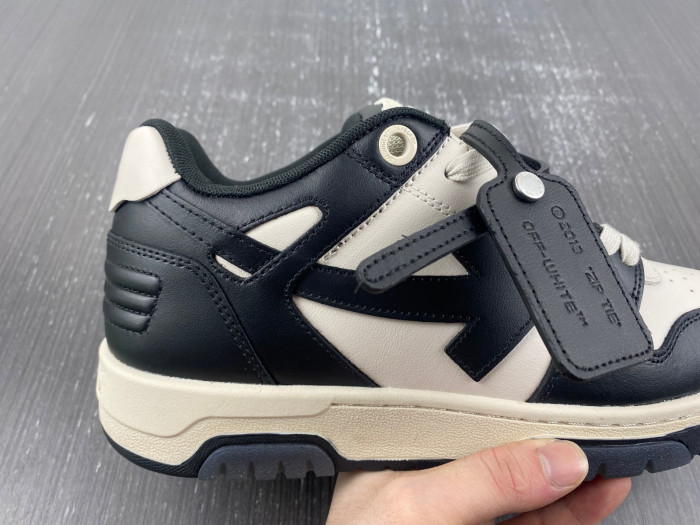 OFW SNEAKER
