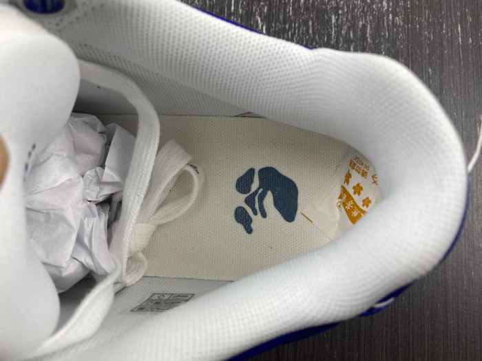 OFW SNEAKER