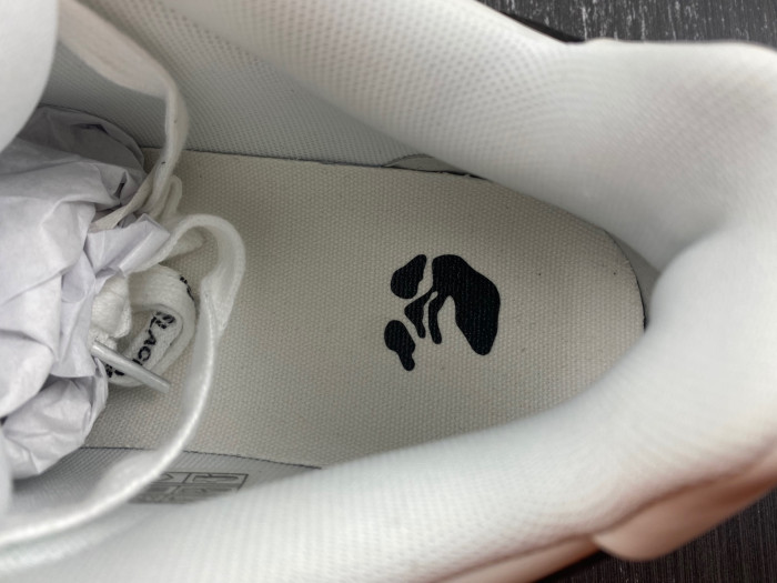 OFW SNEAKER