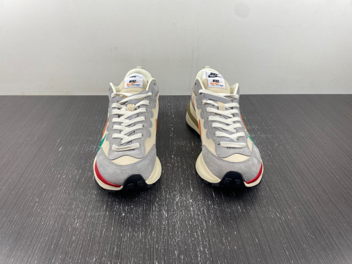 Nike Sacai x VaporWaffle “Tour Yellow ” DD1875-107