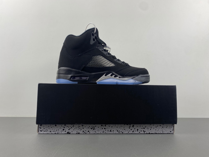 Air Jordan 5 "Black Cat" FZ2239-001