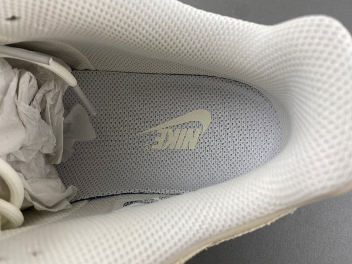 Nike Zoom Field Jaxx SP Travis Scott Sail HQ3061-100